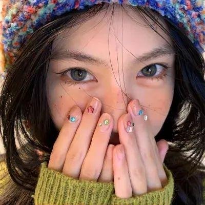 戛纳机密第一季
